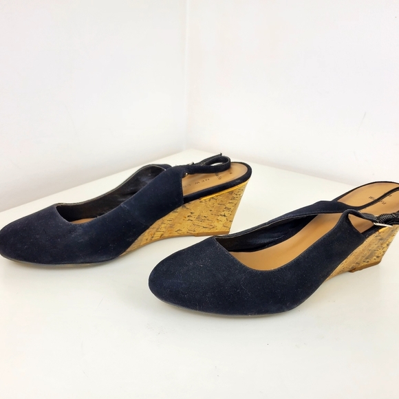 NEW look wide feet wedge sandals size 9 black shoes suede - Picture 2 of 16